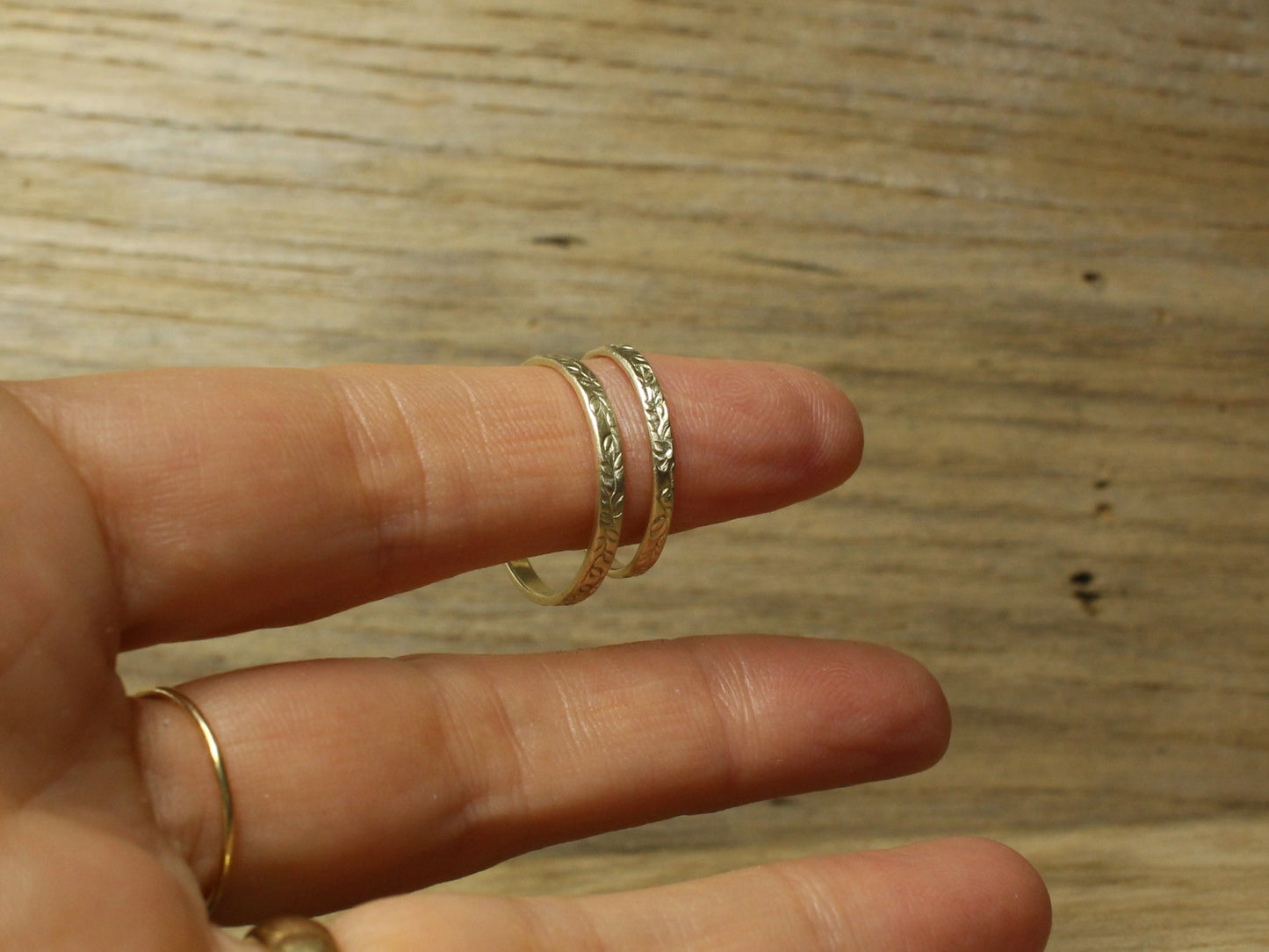 Wildflowers Band in 9ct or 14ct or 18ct Gold