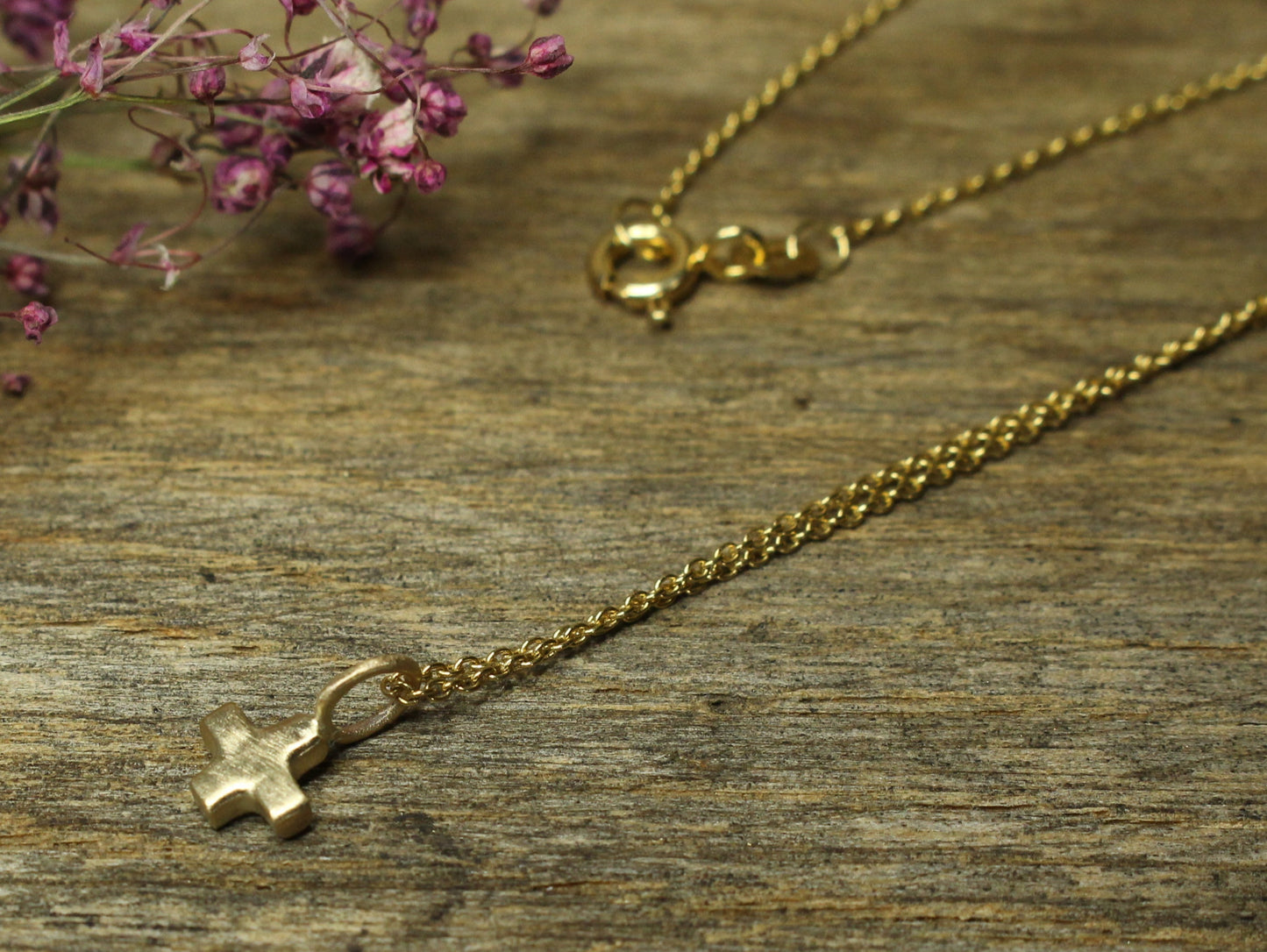 Shining Light Necklace in Solid Gold and Silver