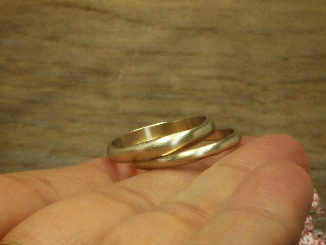 Artefact Band Set of Two in Solid Gold