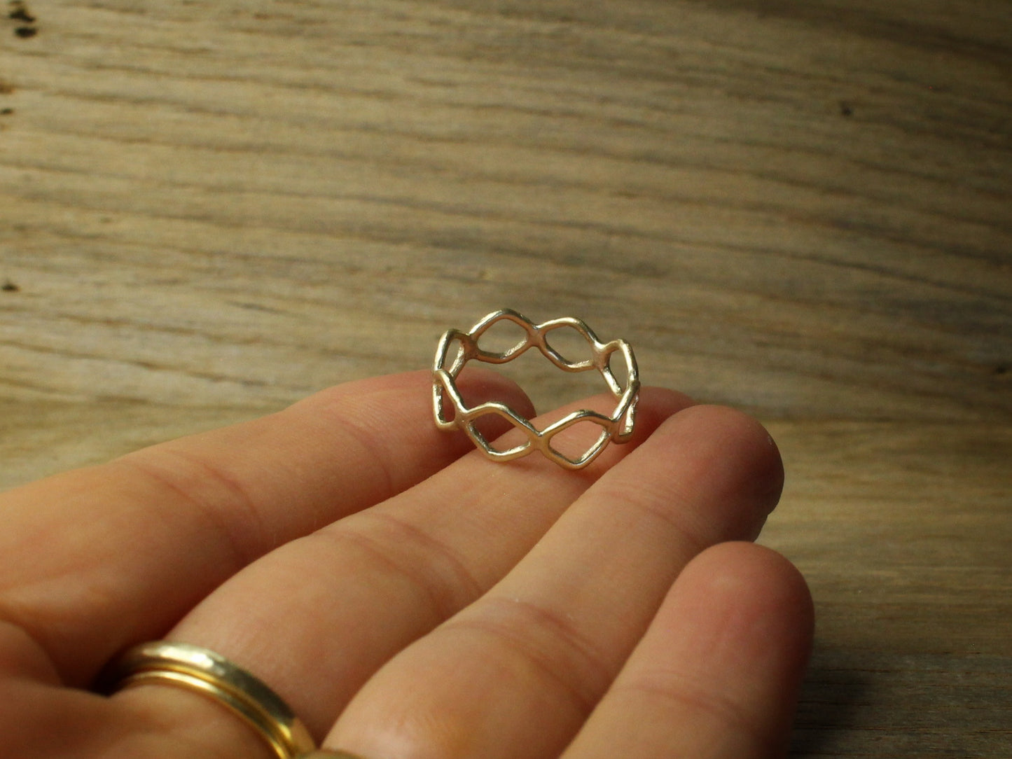 Serenity Ring in 8ct or 14ct or 18ct Solid Gold