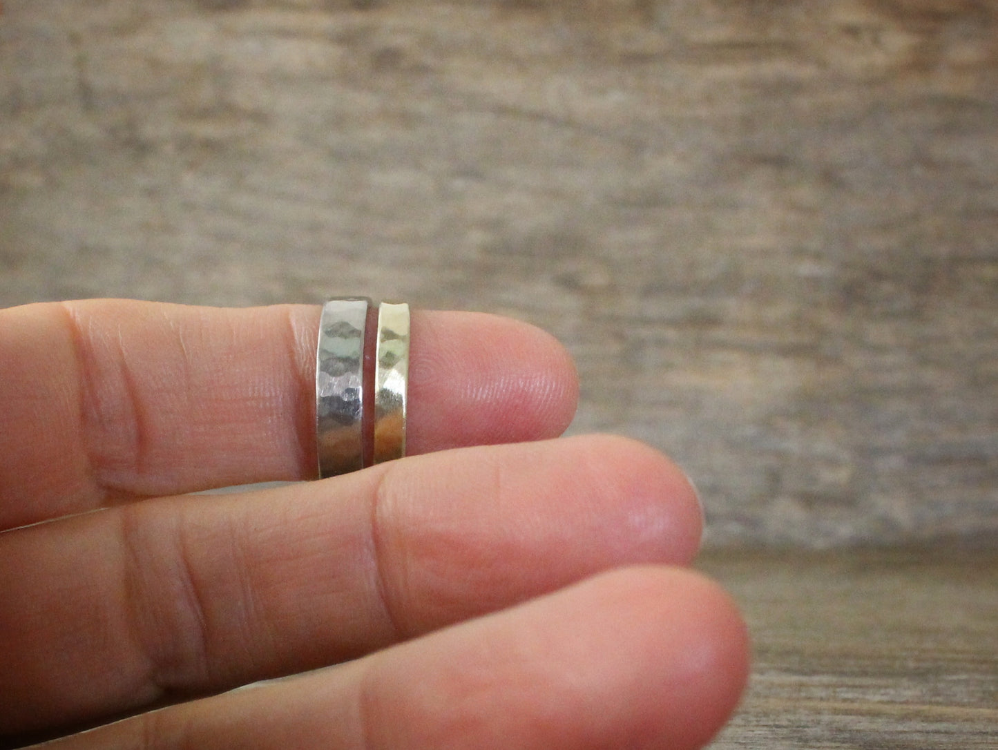Hammered Flat Band in Solid White Gold