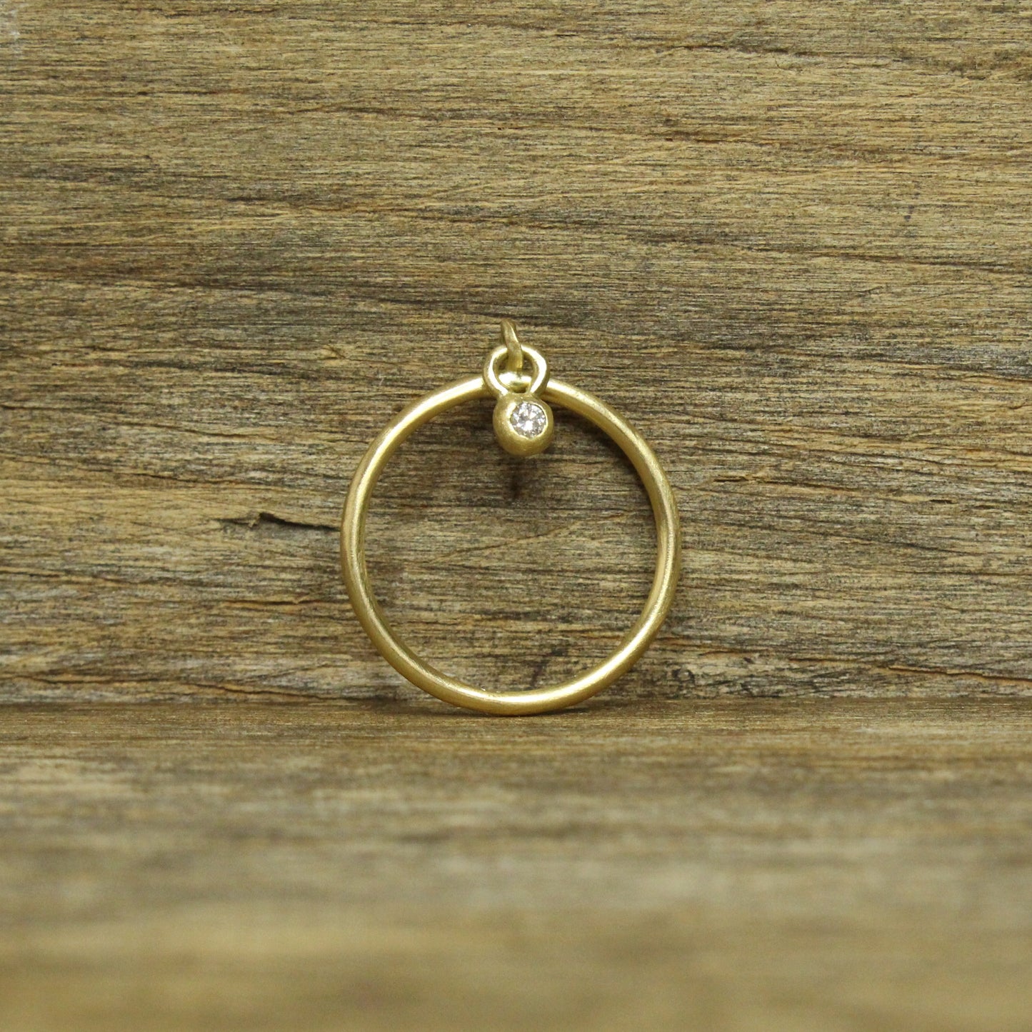 Bonbon Ring in Solid Gold with Fair Trade Gem