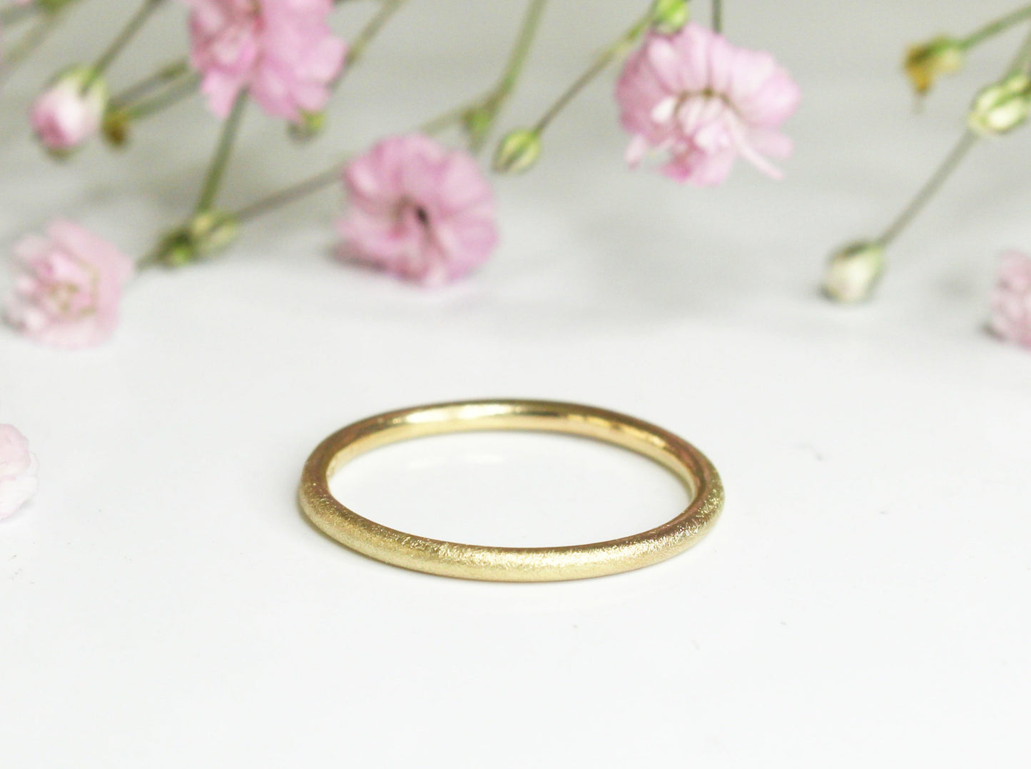 Frosted Round Band in 9ct or 14ct or 18ct Gold