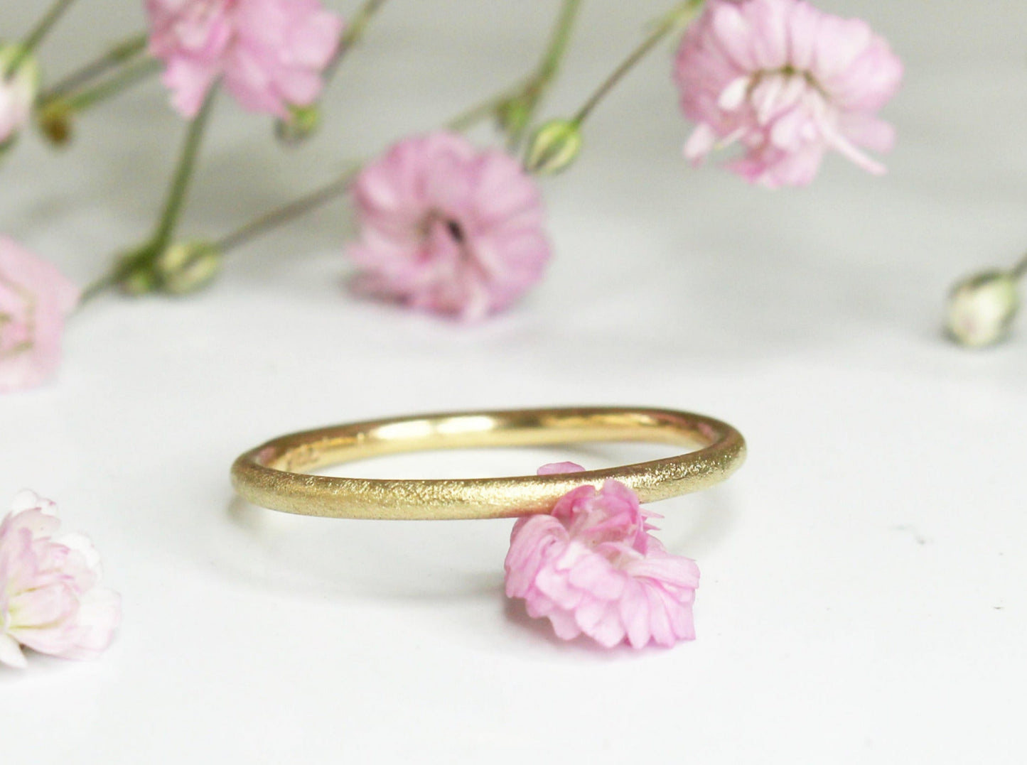 Frosted Round Band in 9ct or 14ct or 18ct Gold