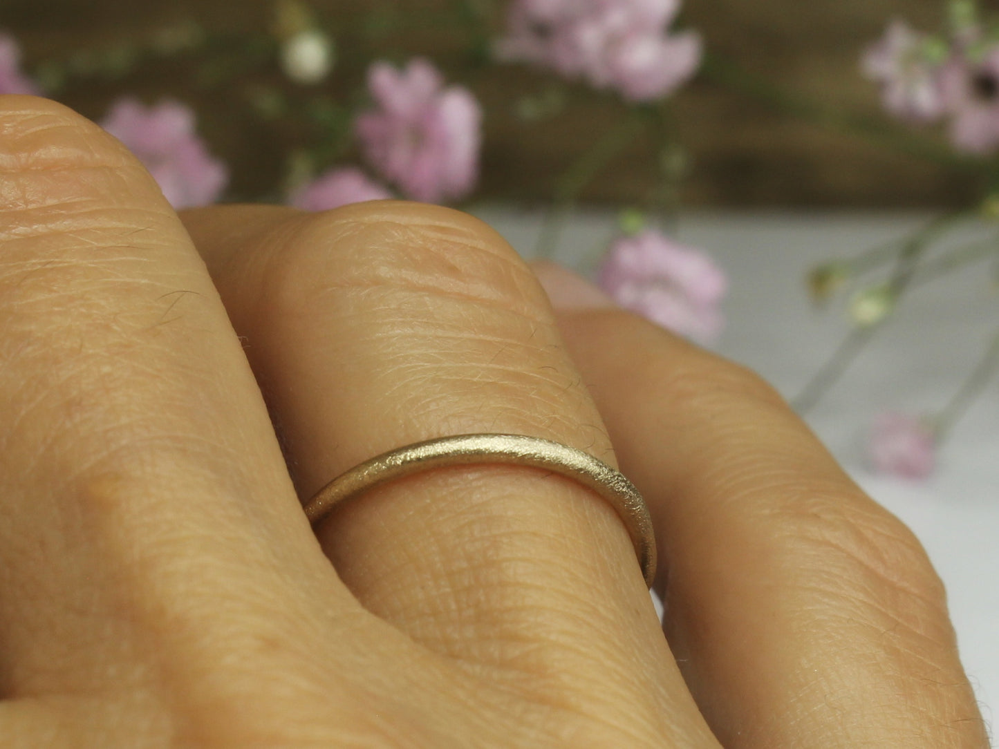 Frosted Round Band in 9ct or 14ct or 18ct Gold