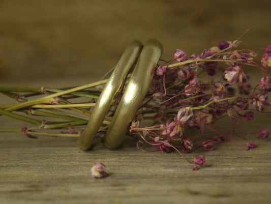 Artefact Band Set of Two in Solid Gold