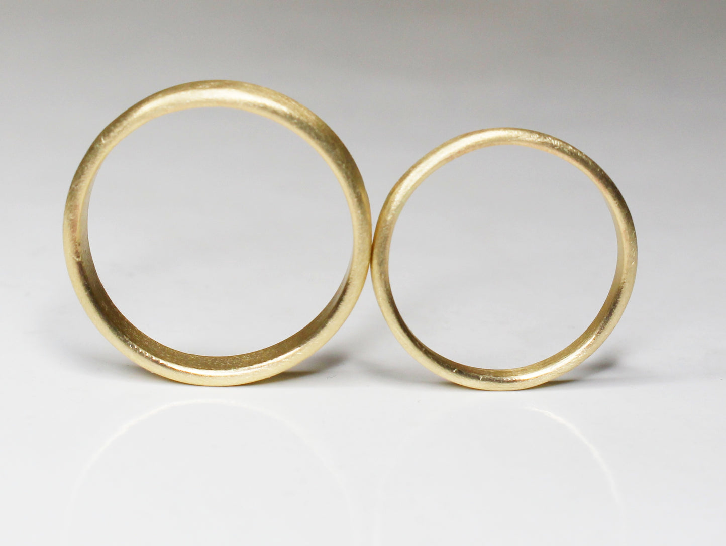 Artefact Band in 9ct or 14ct or 18ct Gold