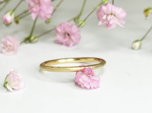 Frosted Round Band in 9ct or 14ct or 18ct Gold