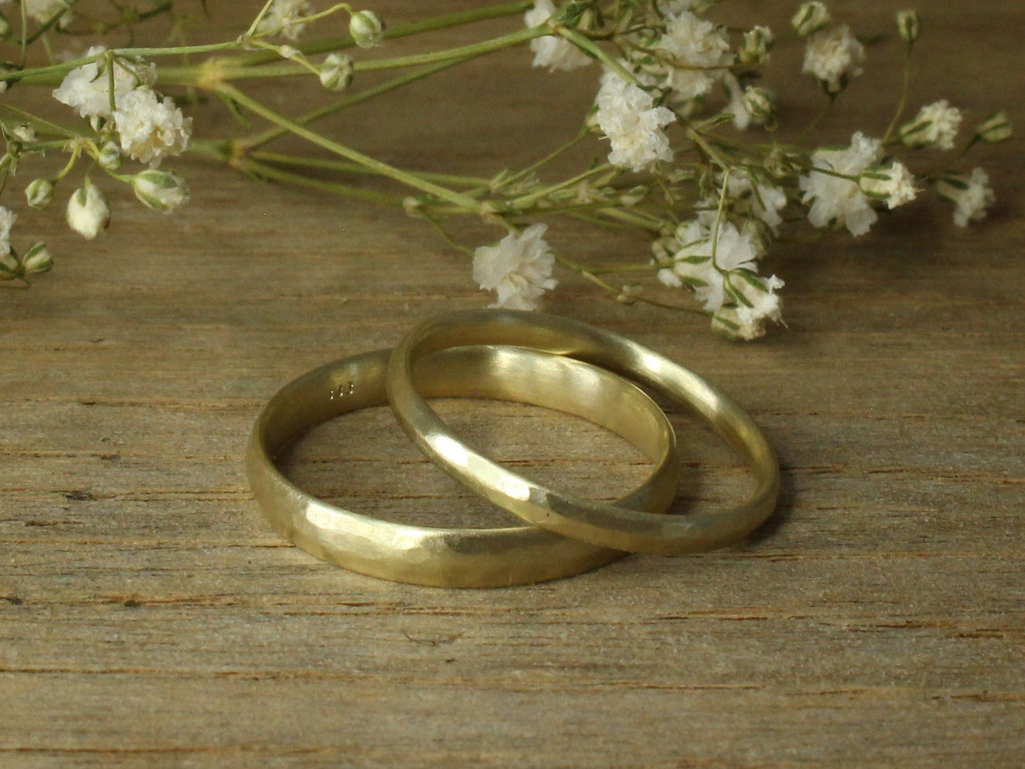 Harmony Bands Set of Two in Solid Gold