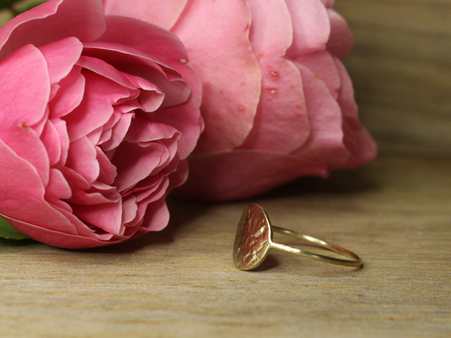 Bright Moon Ring in 9ct or 14ct or 18ct Gold